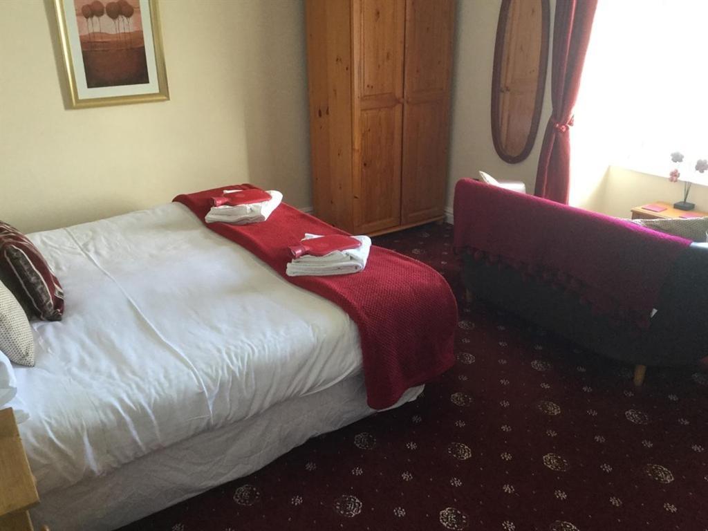 Trecastell Hotel Amlwch Buitenkant foto