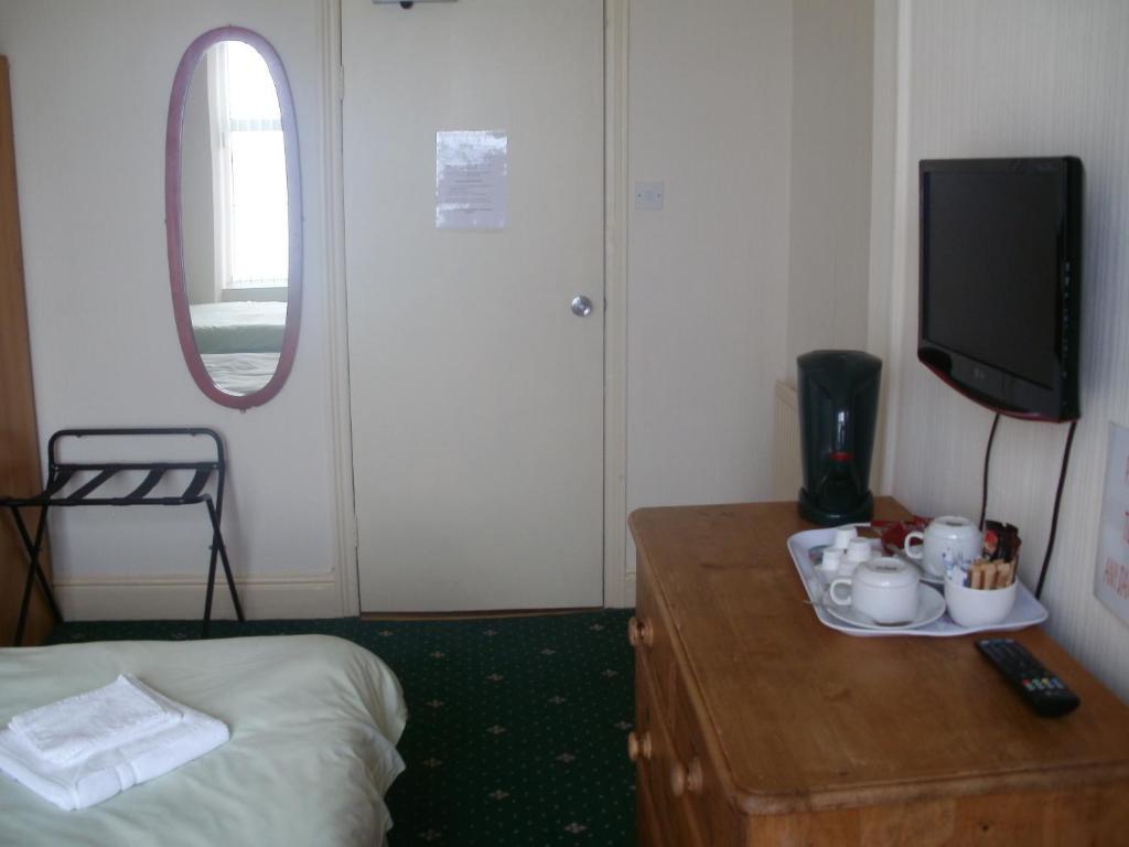 Trecastell Hotel Amlwch Buitenkant foto