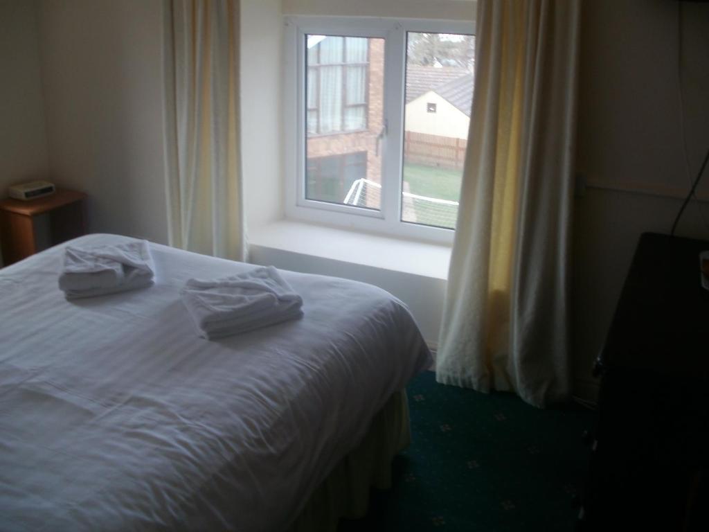 Trecastell Hotel Amlwch Buitenkant foto